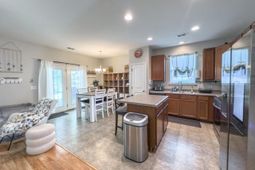 498 Stoney Field Drive photo 4