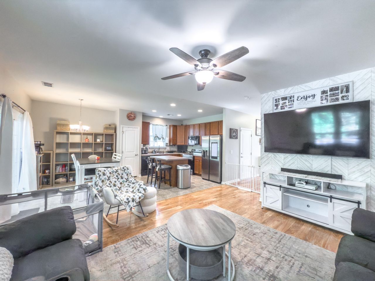 498 Stoney Field Drive Photo 5