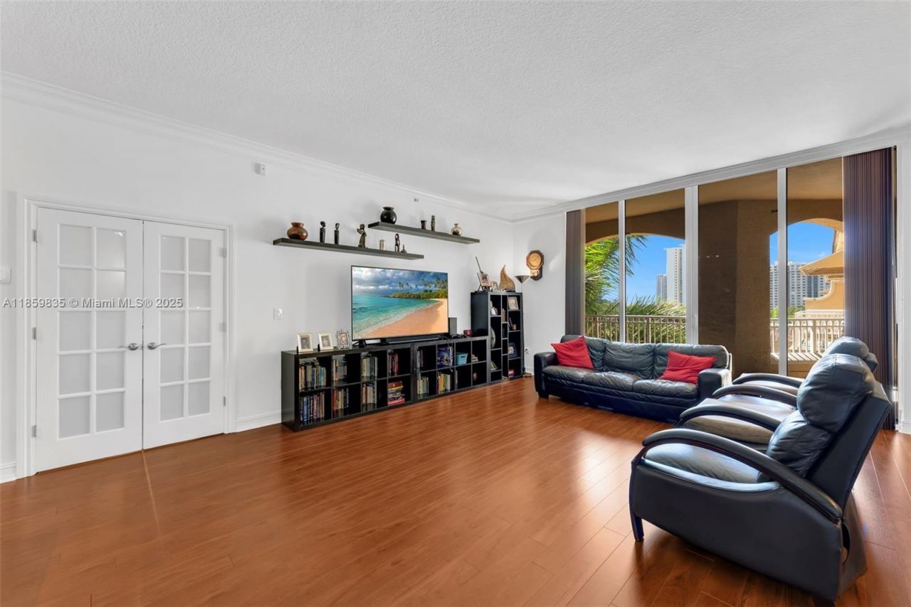 3001 NE 185th St, Unit 610, Aventura, FL 33180 Photo