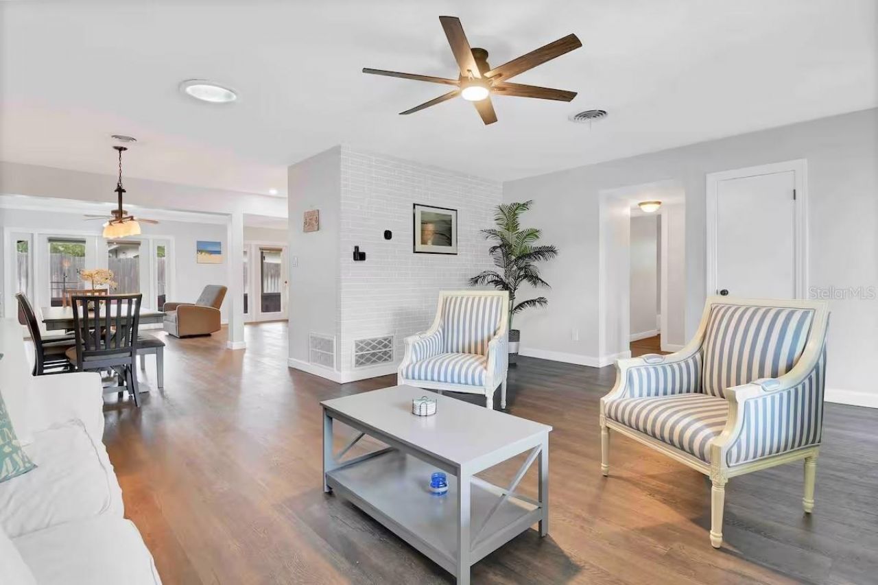 863 Bay Breeze Terrace, Largo, FL 33770 Photo