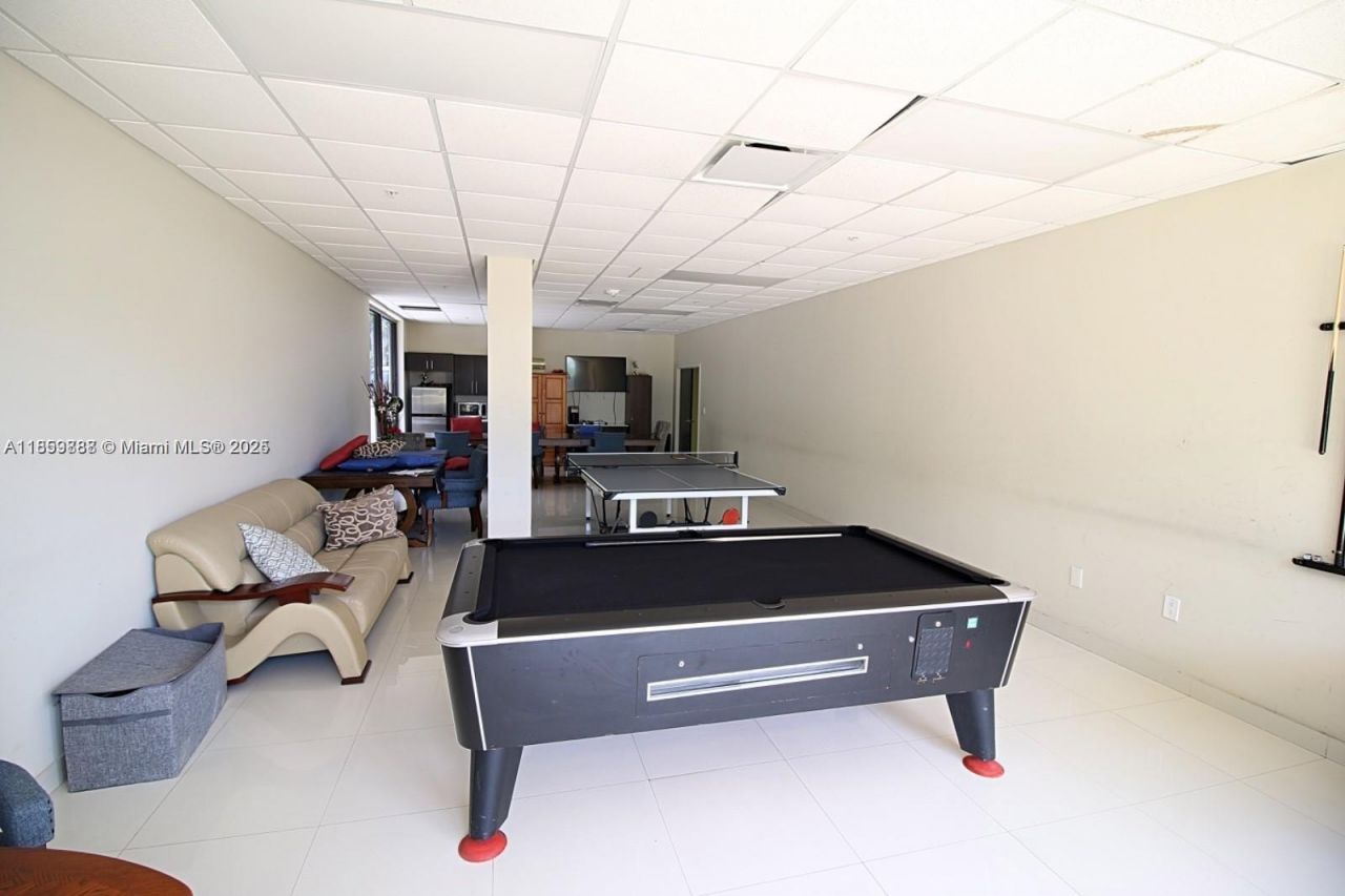 1621 Collins Ave, Unit 302, Miami Beach, FL 33139 Photo