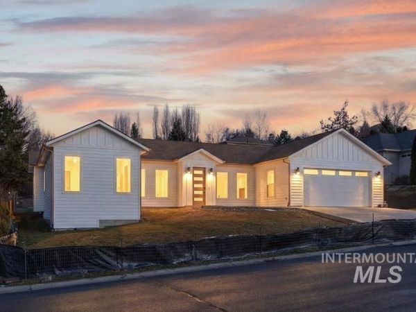 780 Victoria Dr., Moscow, ID 83843