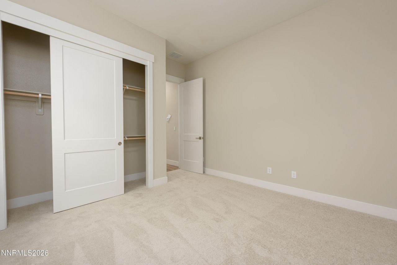 585 Sage Grouse Lp, Gardnerville, NV 89460 Photo