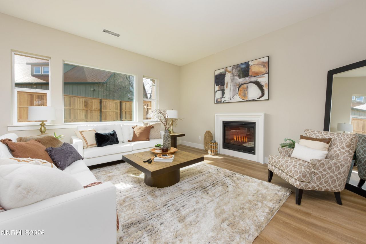 585 Sage Grouse Lp, Gardnerville, NV 89460 Photo