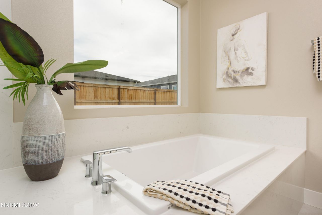 585 Sage Grouse Lp, Gardnerville, NV 89460 Photo