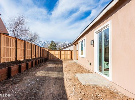 585 Sage Grouse Lp, Gardnerville, NV 89460 Photo