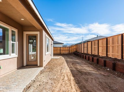 585 Sage Grouse Lp, Gardnerville, NV 89460 Photo