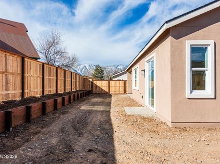 585 Sage Grouse Lp, Gardnerville, NV 89460 Photo