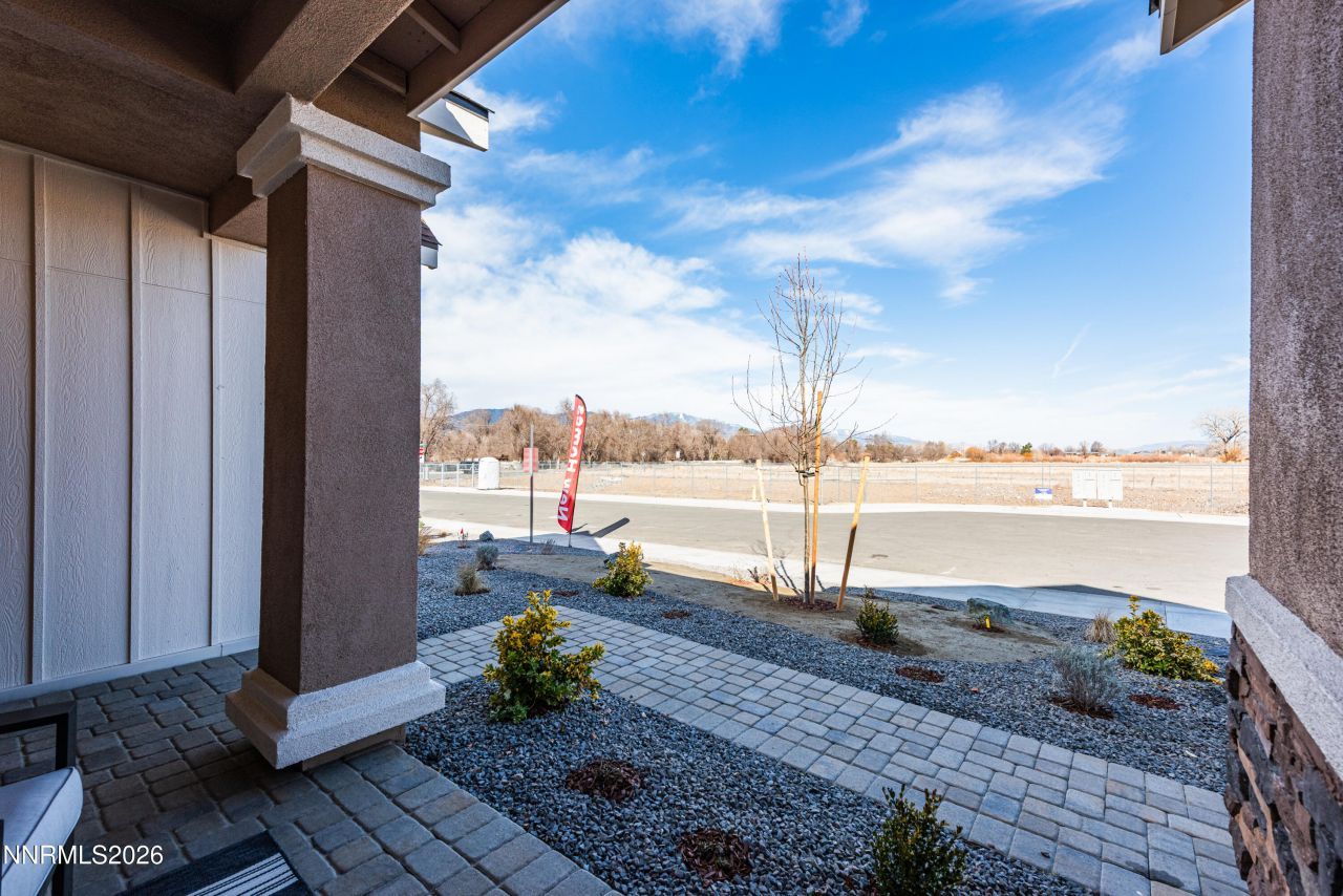 585 Sage Grouse Lp, Gardnerville, NV 89460 Photo