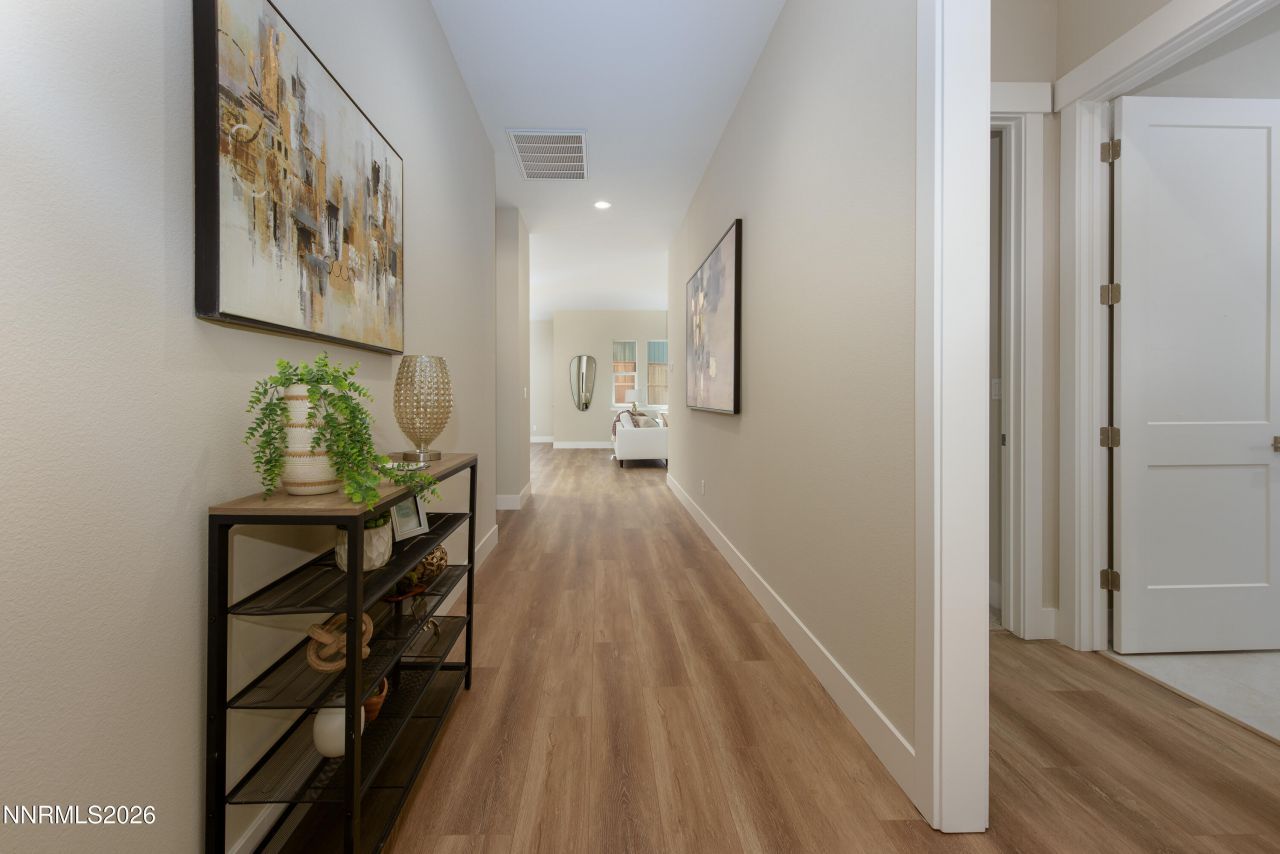 585 Sage Grouse Lp, Gardnerville, NV 89460 Photo