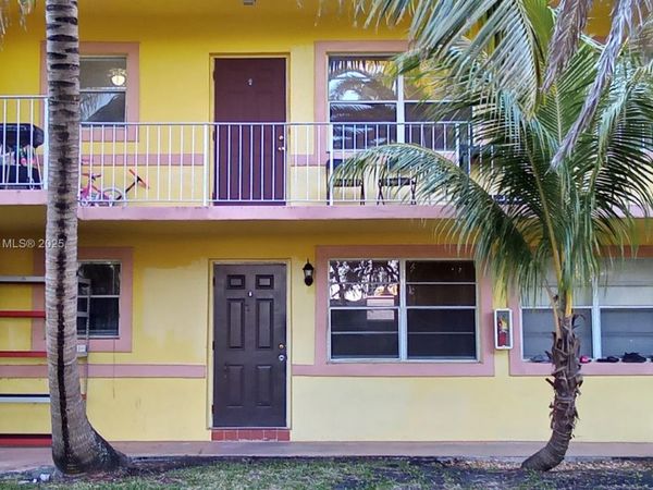 1826 Cleveland St, Unit 6, Hollywood, FL 33020