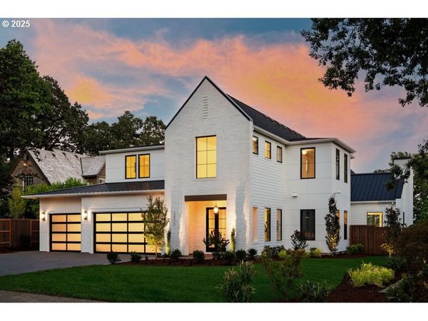 2406 Glen Eagles, Lake Oswego, OR 97034