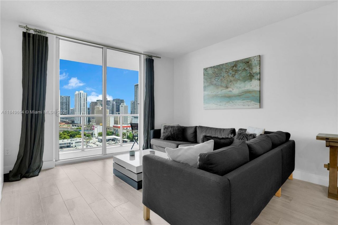 185 SW 7th St, Unit 1901, Miami, FL 33130 Photo