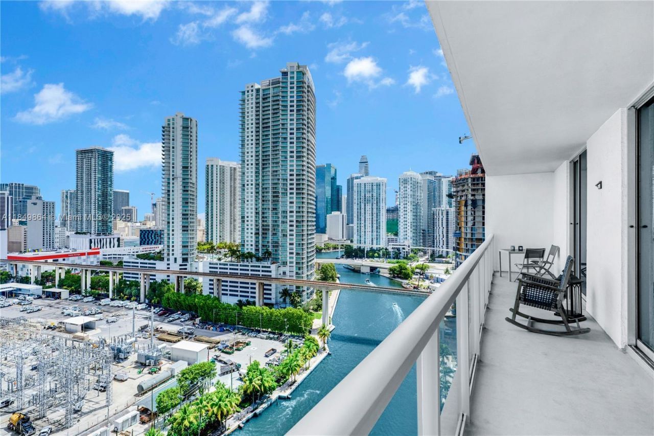 185 SW 7th St, Unit 1901, Miami, FL 33130 Photo