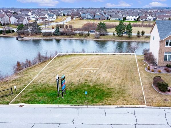 10360 Doubletree (lot 160) Drive S, Crown Point, IN 46307