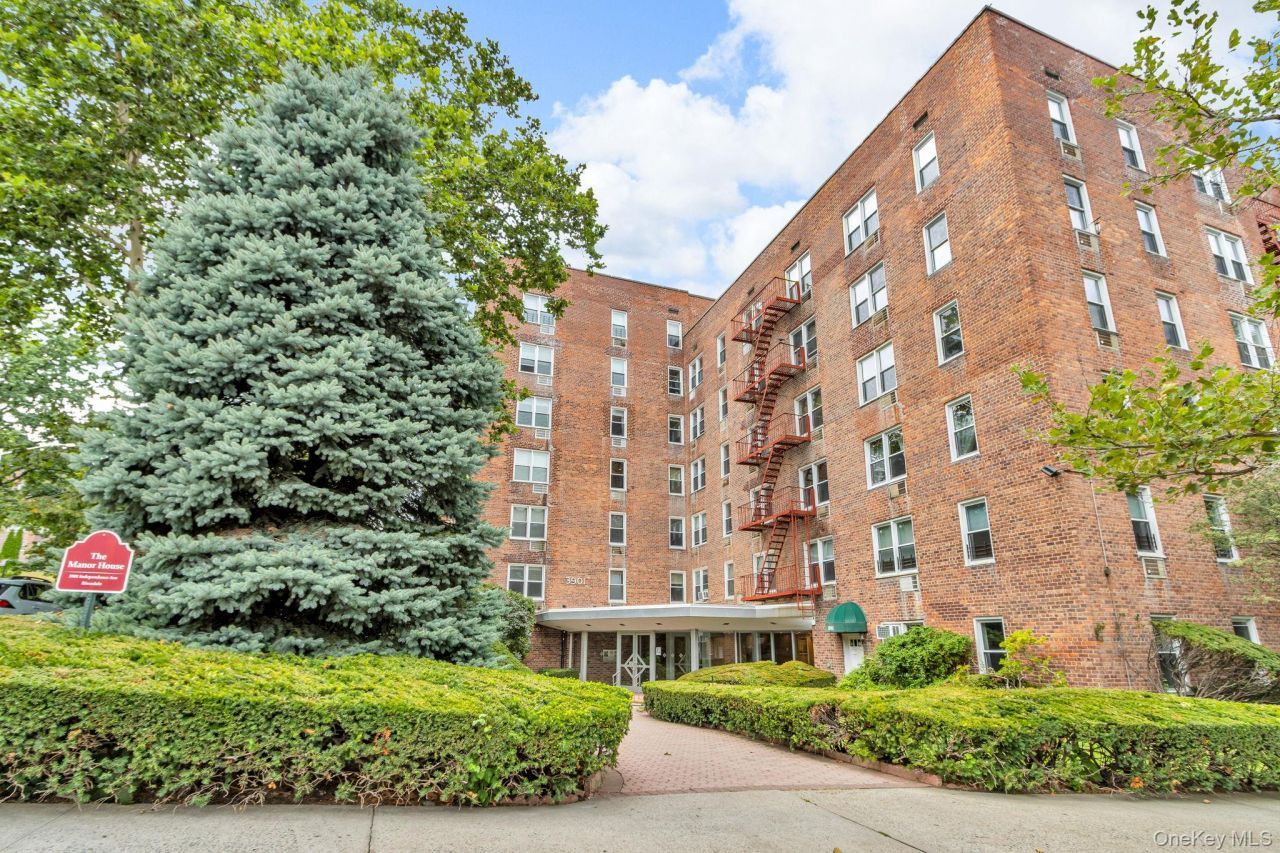 3901 Independence Avenue, Unit 4R, Bronx, NY 10463 Main Photo