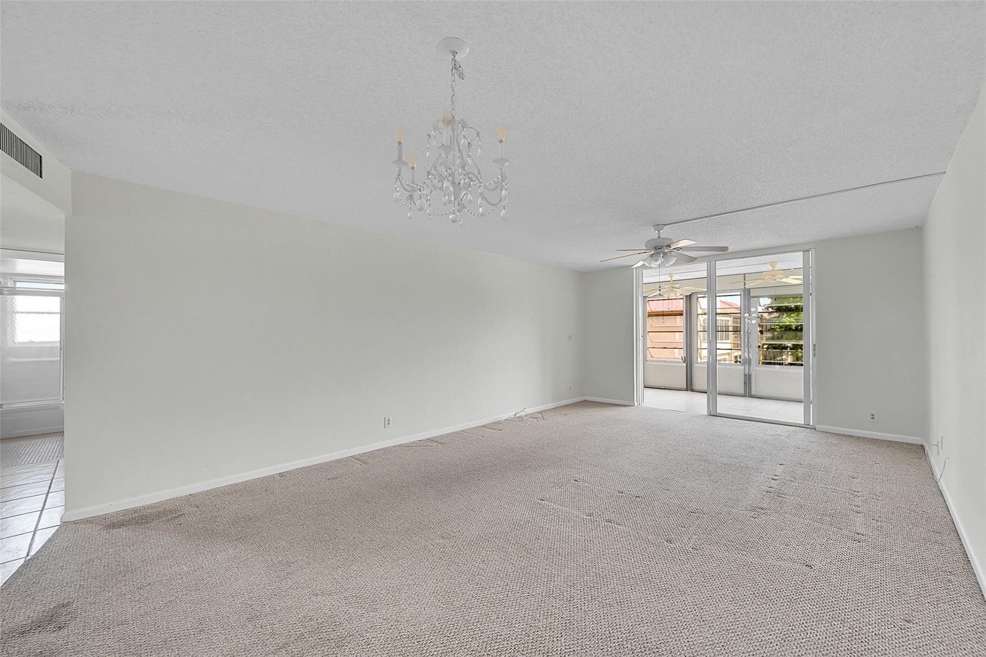 7210 Lake Circle Drive, Unit 401, Margate, FL 33063 Photo