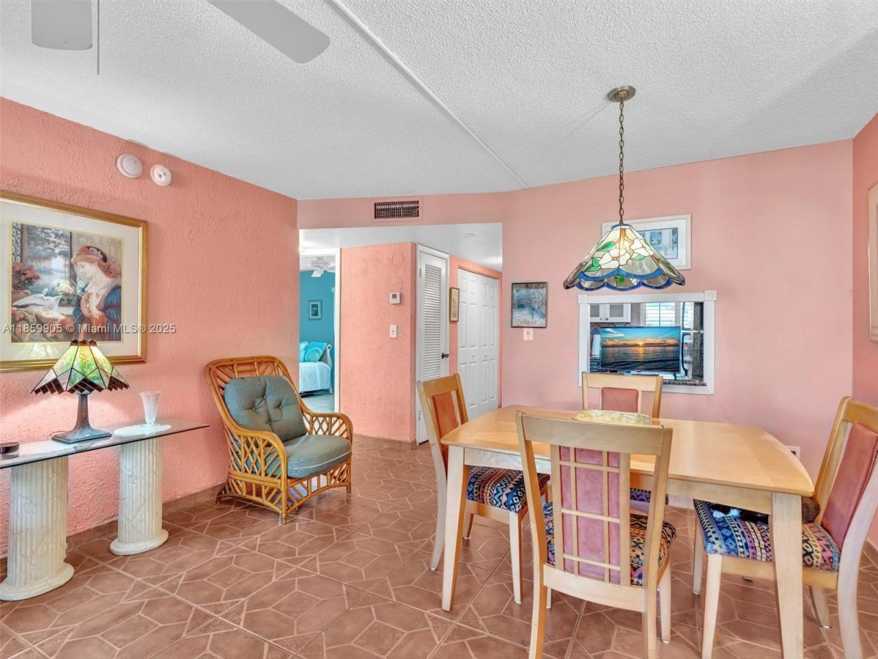 8020 N Sunrise Lakes Dr, Unit 110, Sunrise, FL 33322 Photo