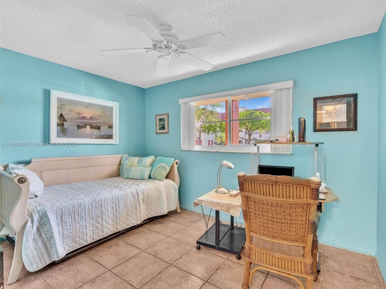 8020 N Sunrise Lakes Dr, Unit 110, Sunrise, FL 33322 Photo