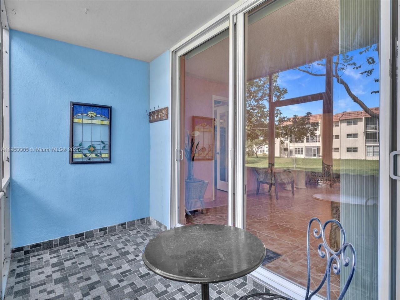 8020 N Sunrise Lakes Dr, Unit 110, Sunrise, FL 33322 Photo