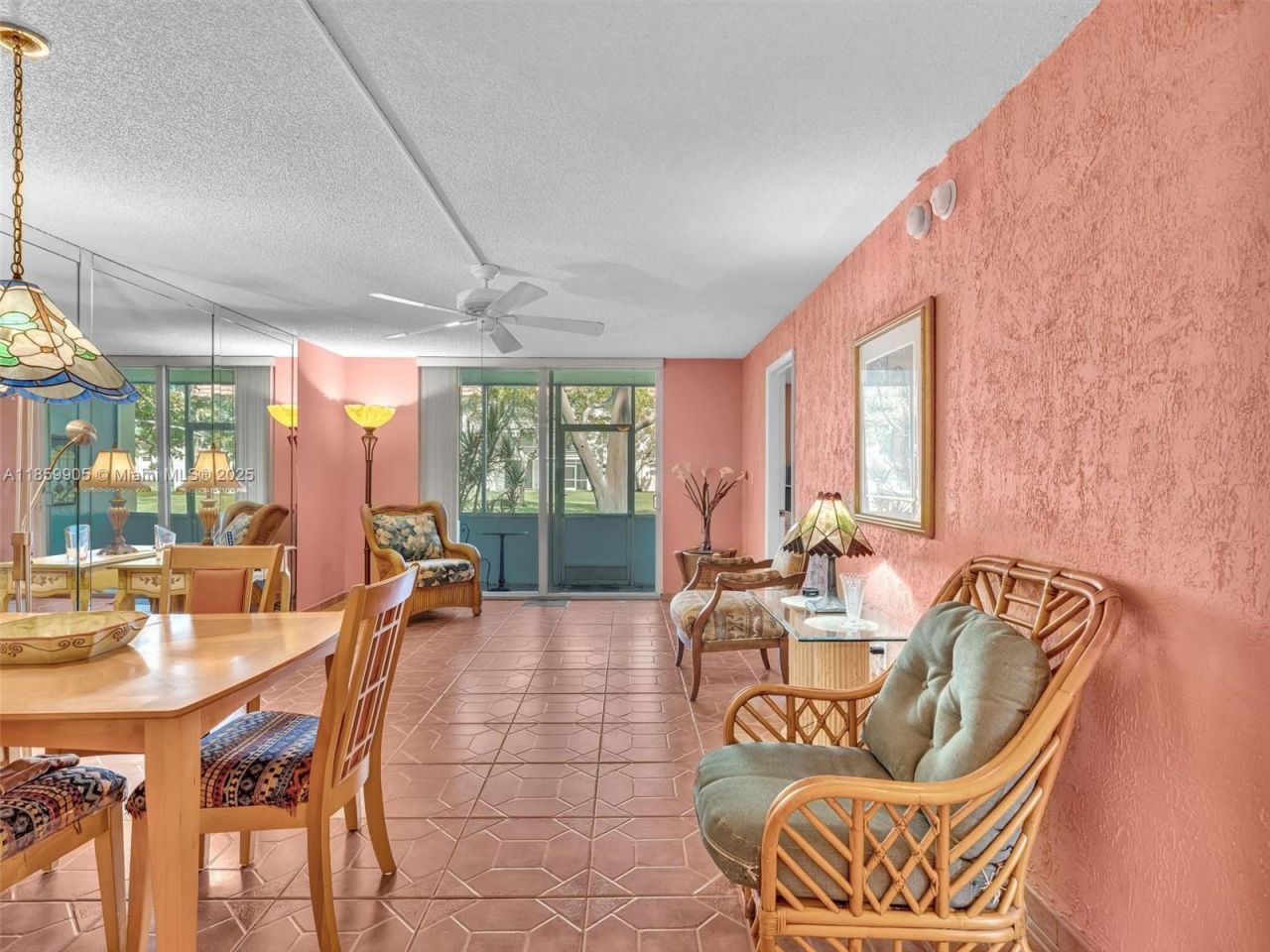 8020 N Sunrise Lakes Dr, Unit 110, Sunrise, FL 33322 Photo