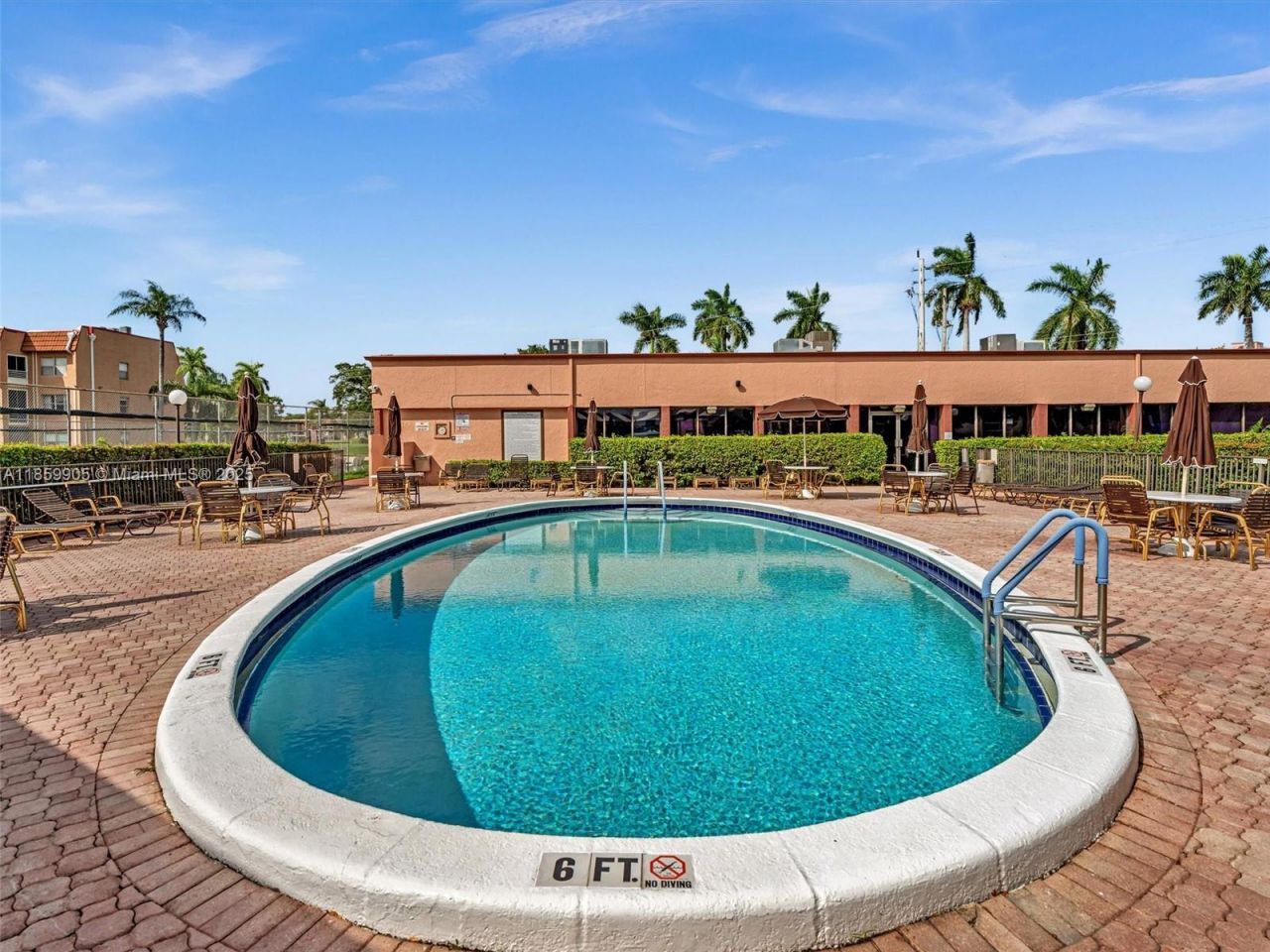 8020 N Sunrise Lakes Dr, Unit 110, Sunrise, FL 33322 Photo