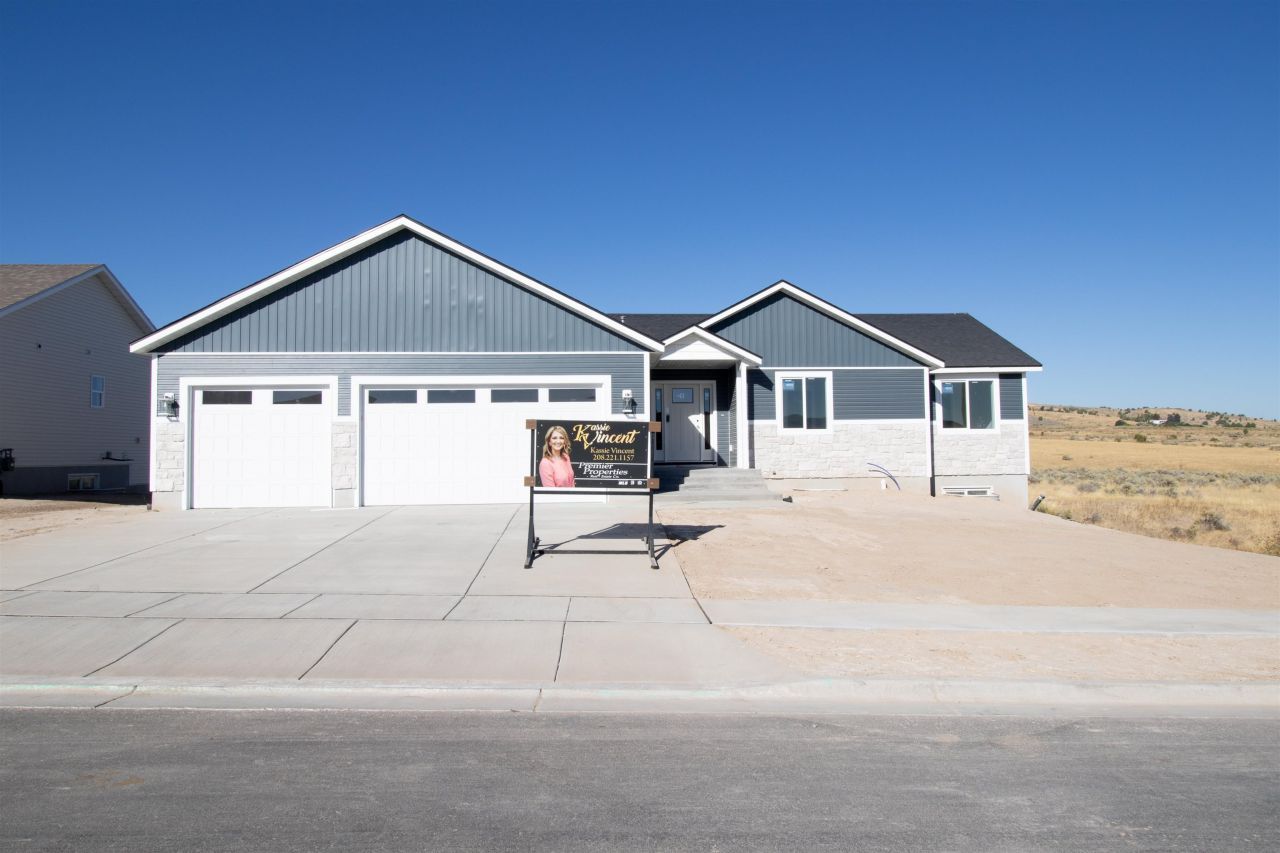 2127 Balboa, Pocatello, ID 83204 Main Photo