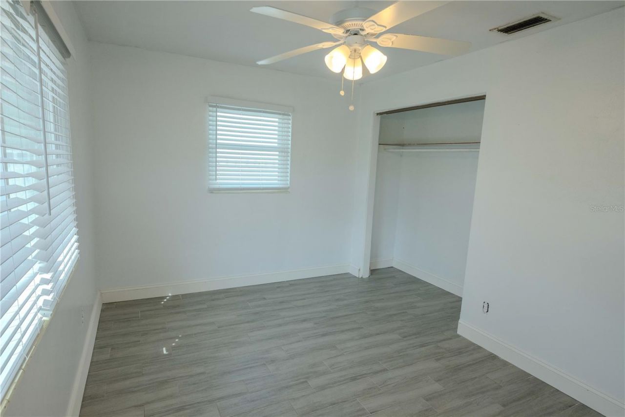 1101 28th Avenue S, Saint Petersburg, FL 33705 Photo