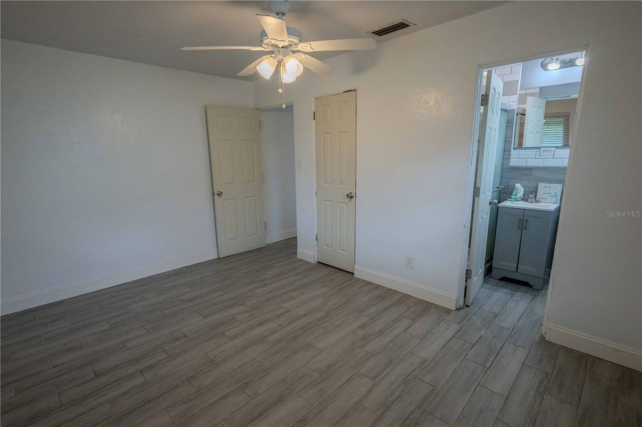 1101 28th Avenue S, Saint Petersburg, FL 33705 Photo