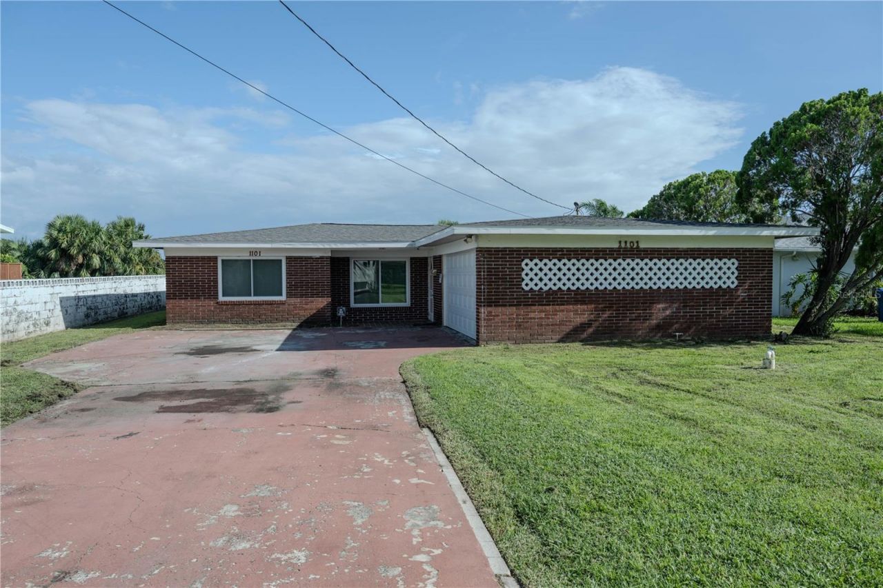 1101 28th Avenue S, Saint Petersburg, FL 33705 Photo