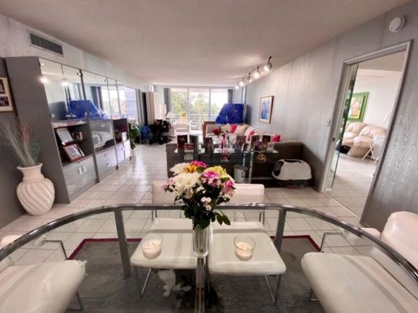 4020 W Palm Aire Drive, Unit 410, Pompano Beach, FL 33069