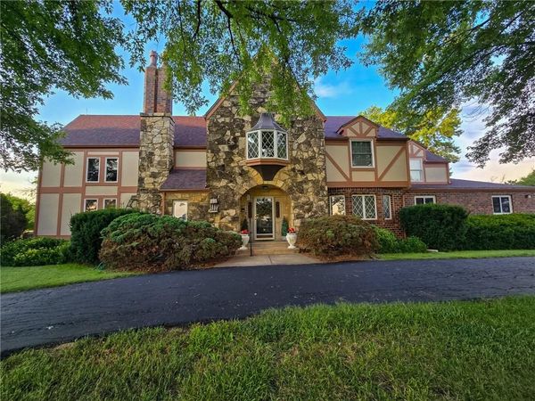 3187 56 Highway, Herington, KS 67449