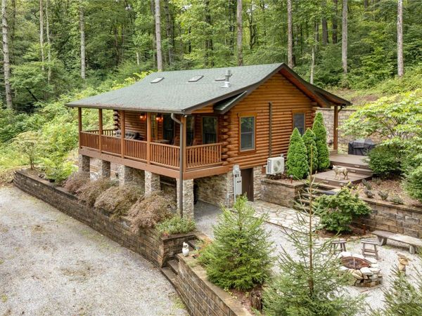 458 Rio Verde Drive, Zirconia, NC 28790