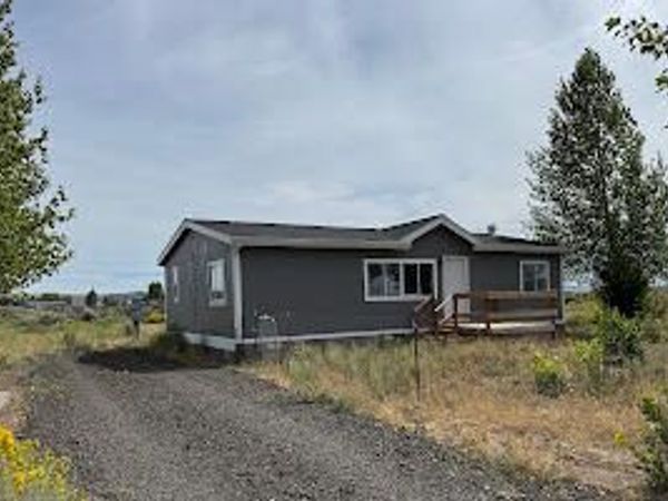 58282 Maple Circle N, Christmas Valley, OR 97641