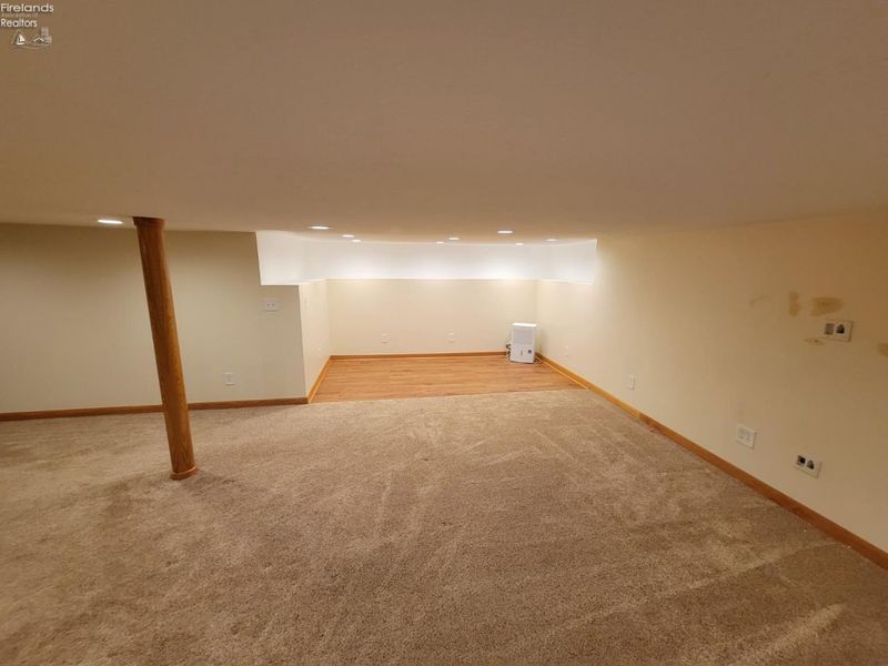 4470 W State Street, Lindsey, OH 43442 Photo 21