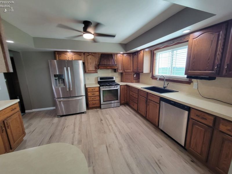 4470 W State Street, Lindsey, OH 43442 Photo 4