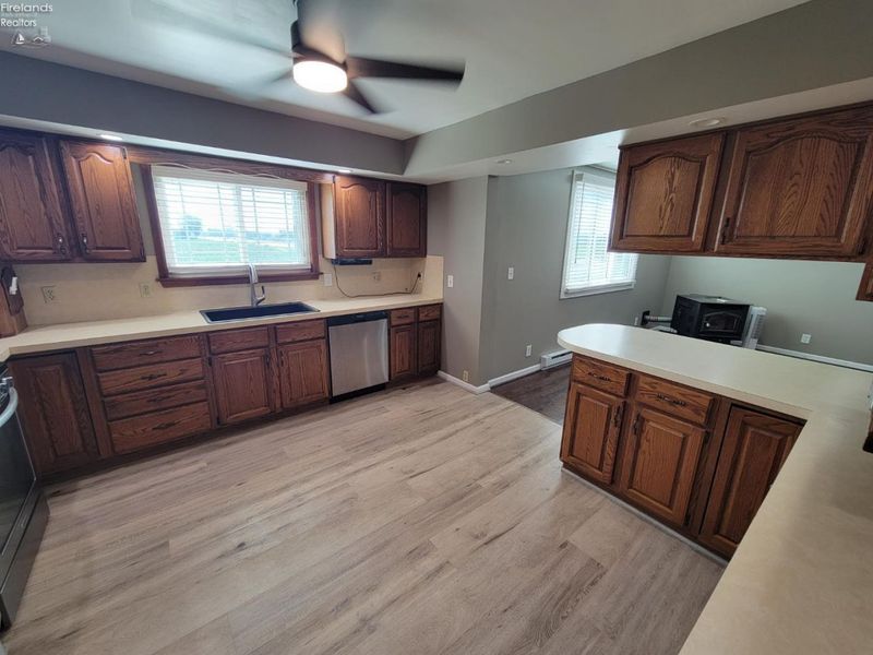 4470 W State Street, Lindsey, OH 43442 Photo 5