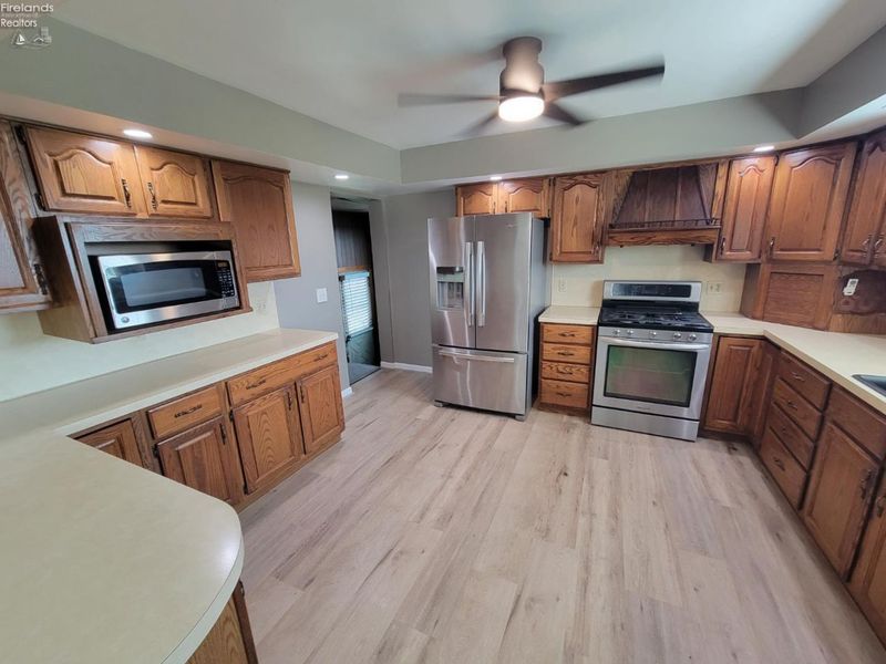 4470 W State Street, Lindsey, OH 43442 Photo 6