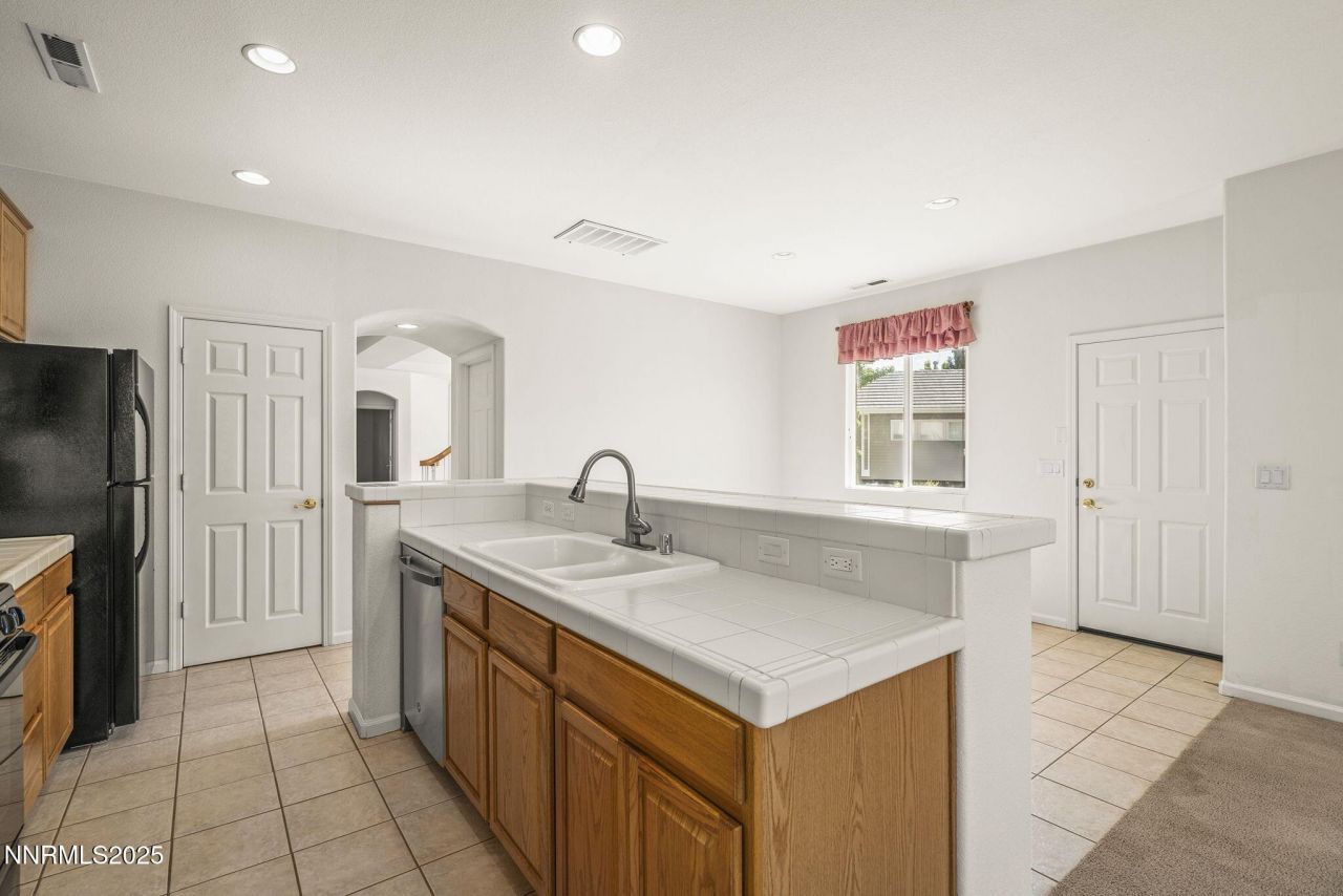 2608 Arrowsmith Drive, Sparks, NV 89436 Photo