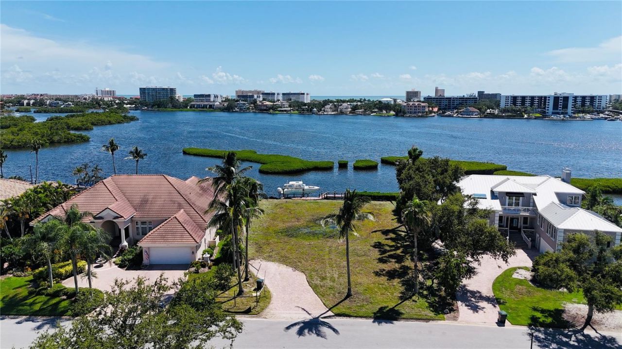 5848 Tidewood Avenue, Sarasota, FL 34231 Photo