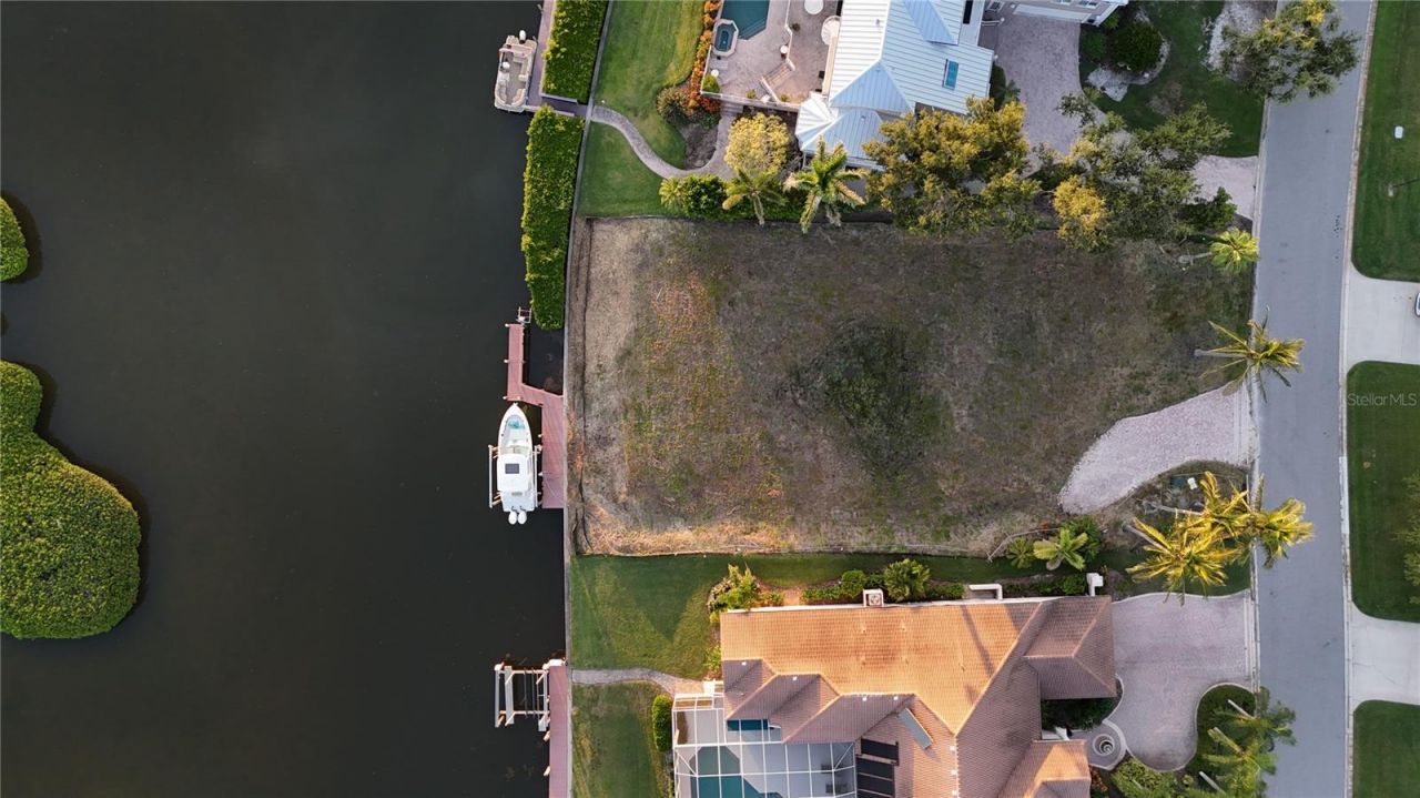 5848 Tidewood Avenue, Sarasota, FL 34231 Photo
