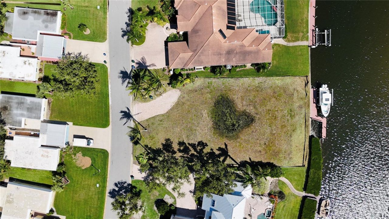5848 Tidewood Avenue, Sarasota, FL 34231 Photo