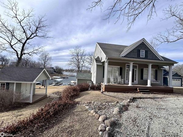 1333 Prairieview Drive, Ellston, IA 50074