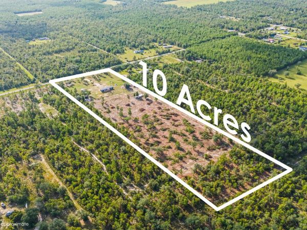 6807 NW Porter Grade Road, Altha, FL 32421