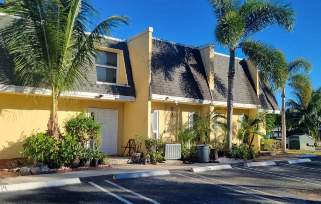 500 SW 1st Street, Boynton Beach, FL 33435 Photo