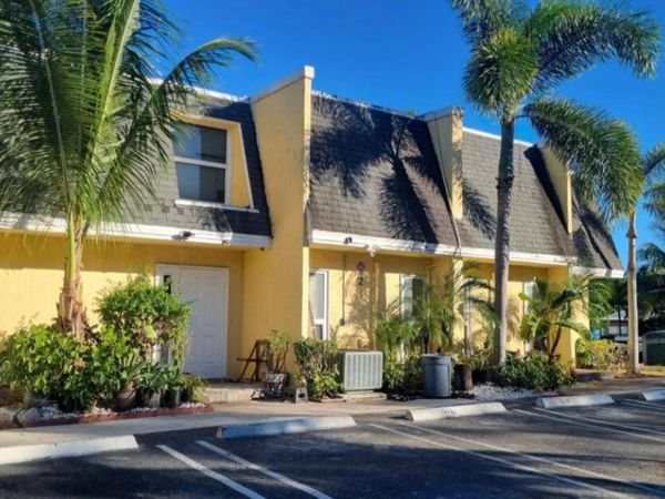 500 SW 1st Street, Boynton Beach, FL 33435