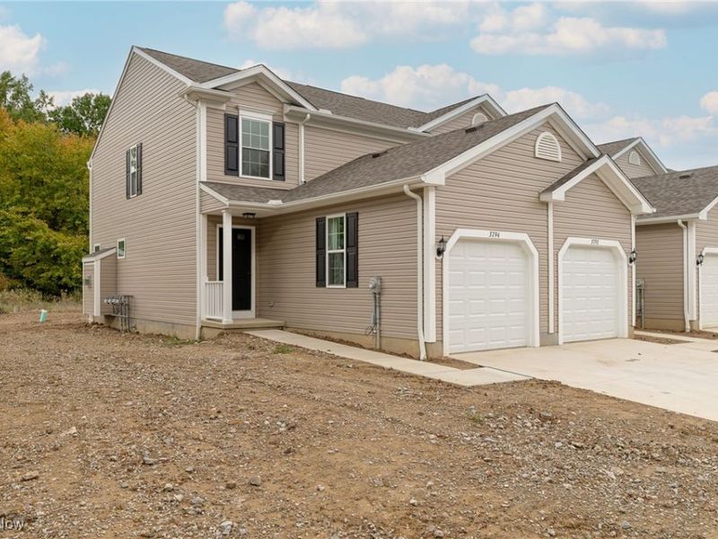 3794 Freedom Place, Lorain, OH 44053 Photo 2