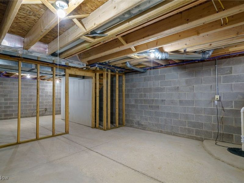 3794 Freedom Place, Lorain, OH 44053 Photo 21