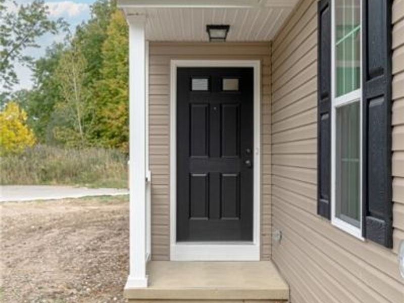 3794 Freedom Place, Lorain, OH 44053 Photo 3