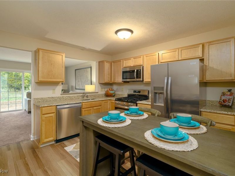 3794 Freedom Place, Lorain, OH 44053 Photo 5